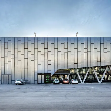 атрим арена Szálloda *