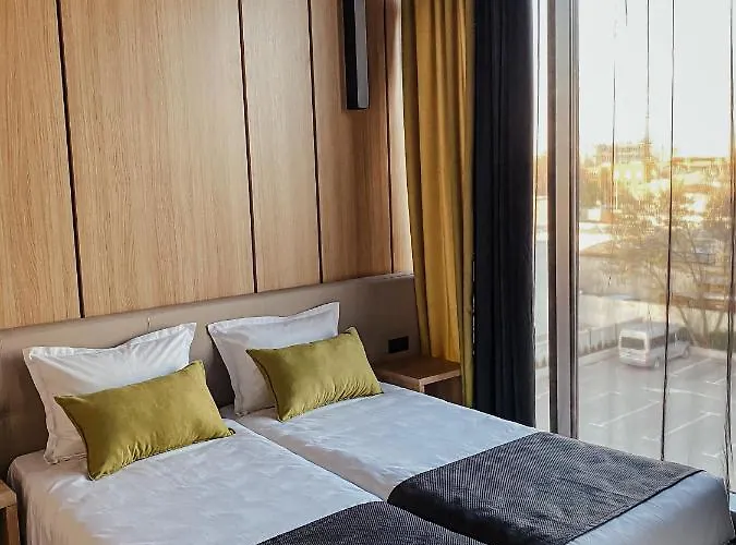 атрим арена Хотел